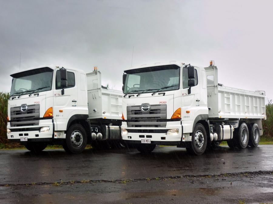 Hino 700 FS 2844 '2003